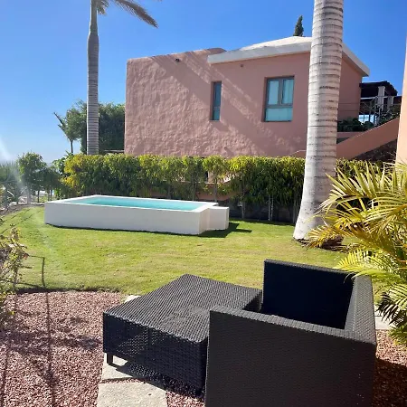 Homeforguest Salobre Villa, 5pax, Pool And Great Views Holiday home *