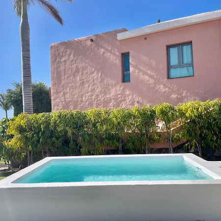 Homeforguest Salobre Villa, 5pax, Pool And Great Views Holiday home San Bartolome de Tirajana (Gran Canaria)