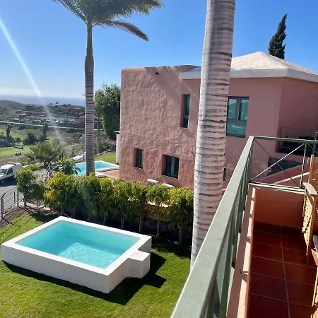 Homeforguest Salobre Villa, 5pax, Pool And Great Views Holiday home