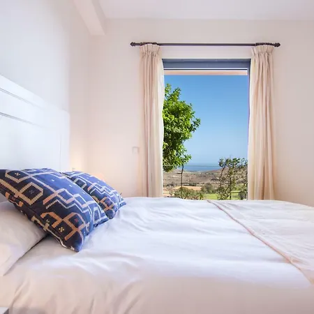 Holiday home Homeforguest Salobre Villa, 5pax, Pool And Great Views *