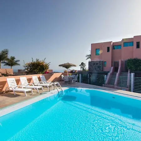 Homeforguest Salobre Villa, 5pax, Pool And Great Views * San Bartolome de Tirajana (Gran Canaria)