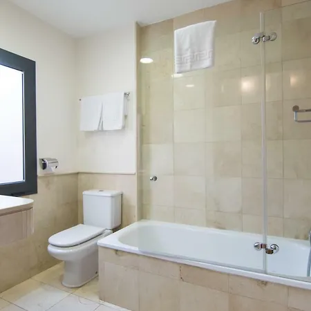 Homeforguest Salobre Villa, 5pax, Pool And Great Views * San Bartolome de Tirajana (Gran Canaria)