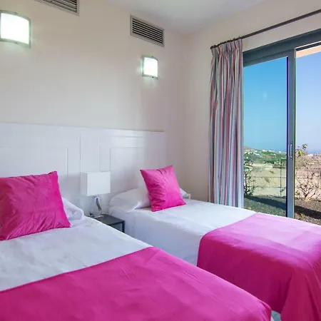 Holiday home Homeforguest Salobre Villa, 5pax, Pool And Great Views San Bartolome de Tirajana (Gran Canaria)